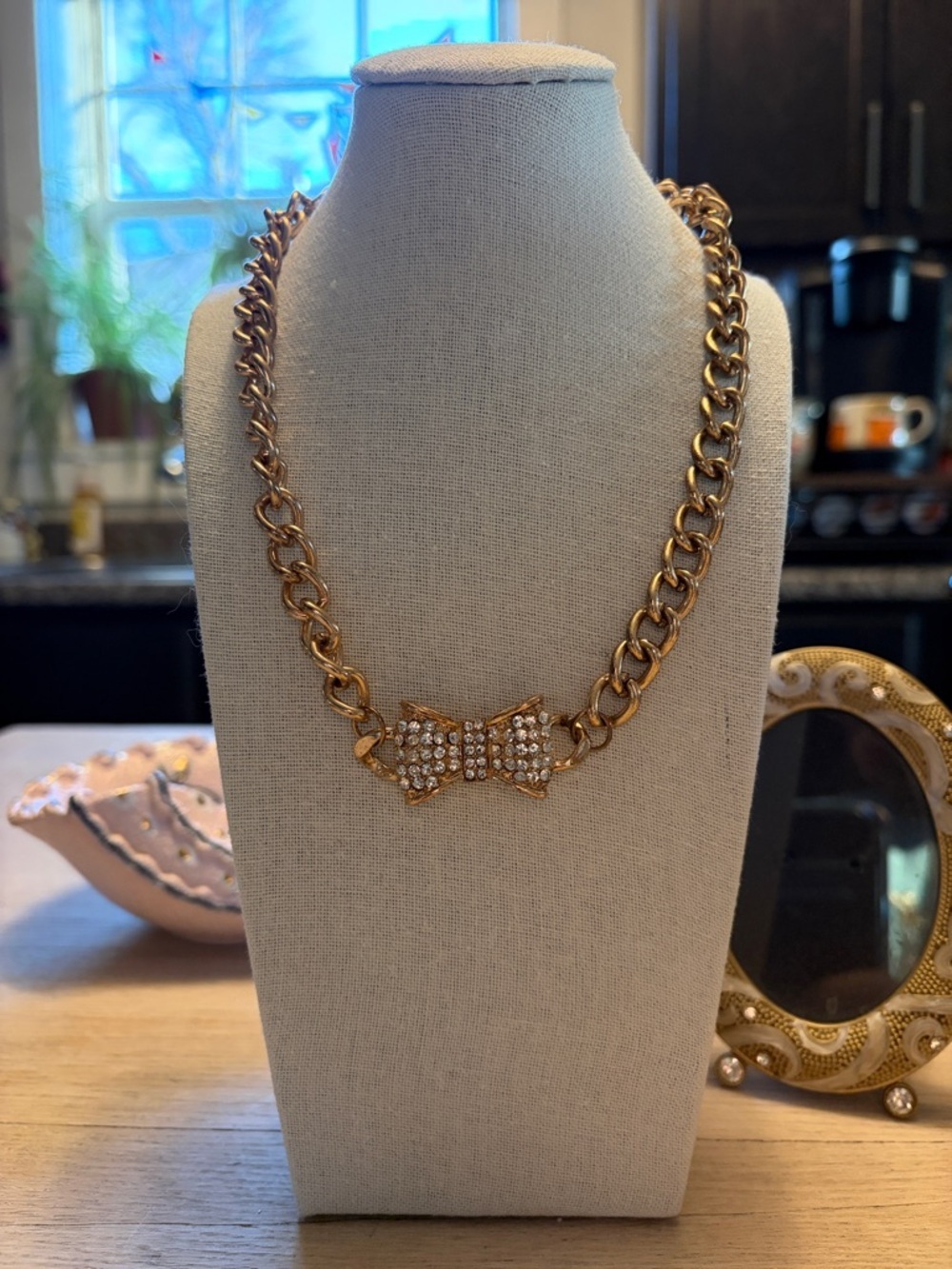 Vintage Gold Tone Crystal Bow Link Necklace
